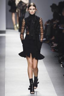 Bianca Balti feet photo thumbnail