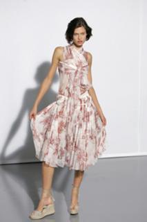 Bianca Balti feet photo thumbnail