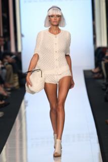 Bianca Balti feet photo thumbnail