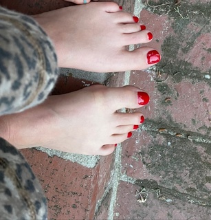 Bianca Balti feet photo thumbnail