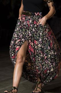 Bianca Balti feet photo thumbnail