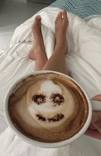 Bianca Balti feet photo thumbnail