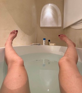 Bianca Balti feet photo thumbnail