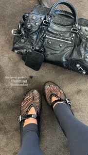 Bianca Balti feet photo thumbnail