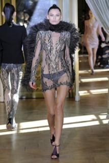 Bianca Balti feet photo thumbnail