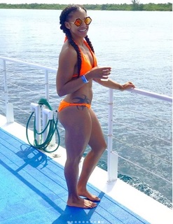 Bianca Belair feet photo thumbnail