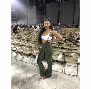 Bianca Belair feet photo thumbnail
