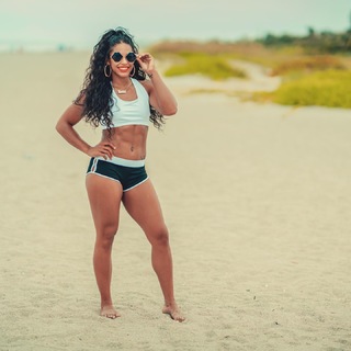 Bianca Belair feet photo thumbnail