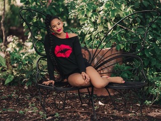 Bianca Belair feet photo thumbnail