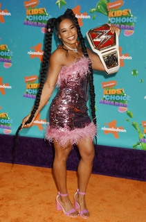 Bianca Belair feet photo thumbnail