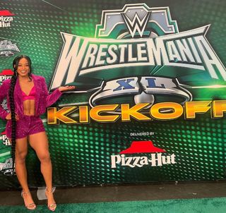 Bianca Belair feet photo thumbnail