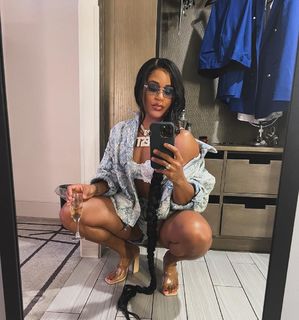 Bianca Belair feet photo thumbnail