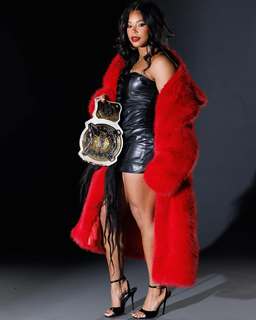 Bianca Belair feet photo thumbnail