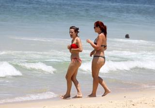 Bianca Bin feet photo thumbnail