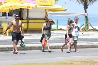 Bianca Bin feet photo thumbnail