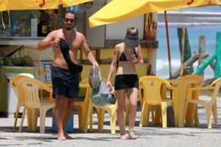 Bianca Bin feet photo thumbnail