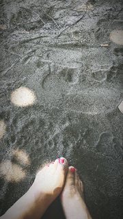 Bianca Bin feet photo thumbnail