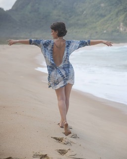 Bianca Bin feet photo thumbnail