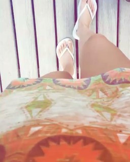 Bianca Bin feet photo thumbnail