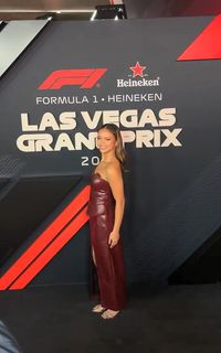 Bianca Bustamante feet photo 5