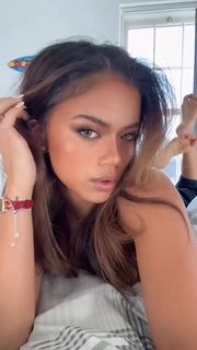Bianca Bustamante feet photo 14