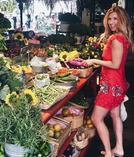Bianca De La Garza feet photo 9