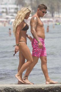 Bianca Gascoigne feet photo 12