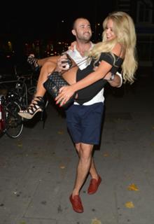 Bianca Gascoigne feet photo 18