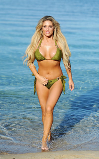 Bianca Gascoigne feet photo 1