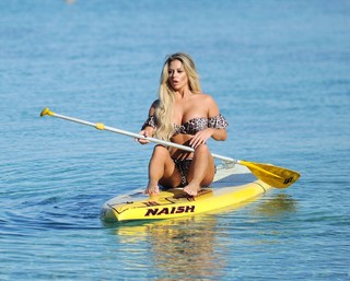 Bianca Gascoigne feet photo 6