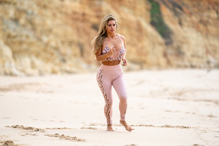 Bianca Gascoigne feet photo 17