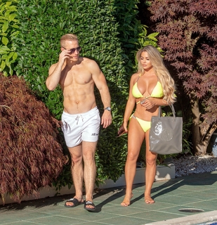 Bianca Gascoigne feet photo 12