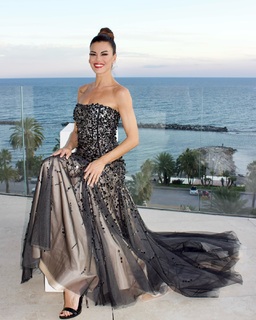 Bianca Guaccero feet photo thumbnail