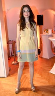 Bianca Hein feet photo thumbnail