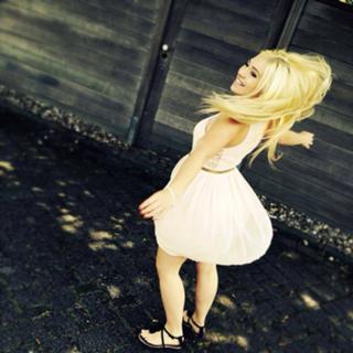 Bianca Heinicke feet photo thumbnail