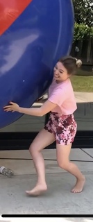 Bianca Heinicke feet photo thumbnail