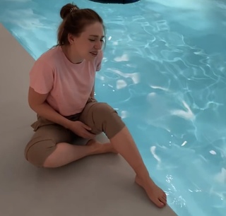 Bianca Heinicke feet photo thumbnail