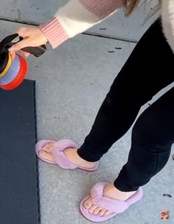 Bianca Heinicke feet photo thumbnail