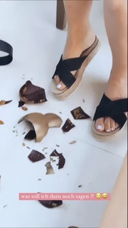 Bianca Heinicke feet photo thumbnail