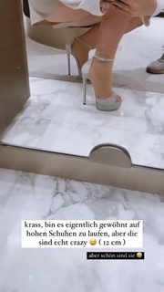 Bianca Heinicke feet photo thumbnail