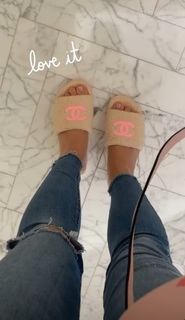 Bianca Heinicke feet photo thumbnail