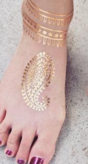 Bianca Kajlich feet photo thumbnail