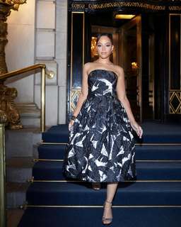 Bianca Lawson feet photo 11