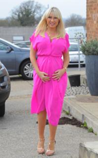 Billie Faiers feet photo thumbnail