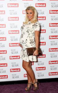 Billie Faiers feet photo thumbnail