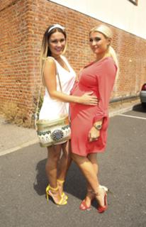 Billie Faiers feet photo thumbnail