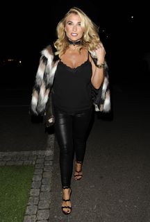Billie Faiers feet photo thumbnail