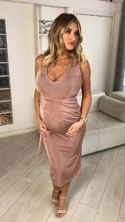 Billie Faiers feet photo thumbnail