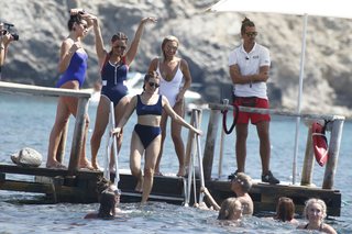 Billie Faiers feet photo thumbnail