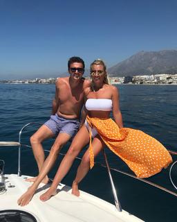 Billie Faiers feet photo thumbnail